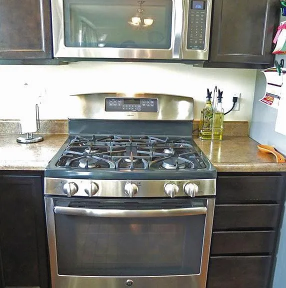 3 Shady Pines Ave — Photo 18
