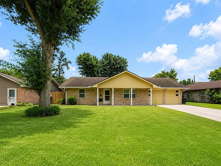 9531 Weatherwood Dr — Photo 3