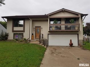 2310 Lafayette Ter, Clinton, IA 52732