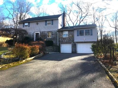 31 Mountainside Dr, Wayne, NJ, 07470