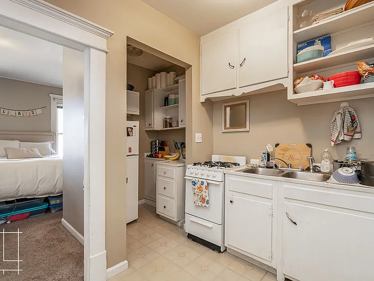 426 King Ave — Photo 4