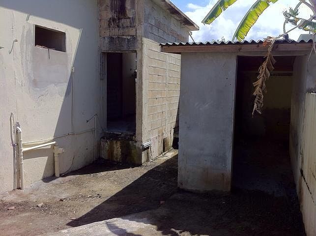 2nd image of 56 Calle L Gandia Santos