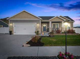 1442 E 340 S, Hyrum, UT 84319