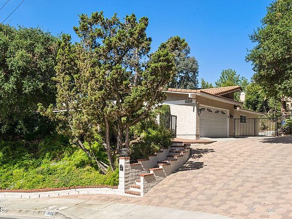 5th image of 4026 Karen Lynn Dr
