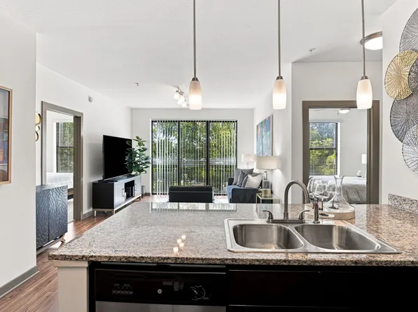 2700 Capitol Park