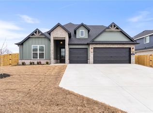 1460 Dresden Dr, Centerton, AR 72719