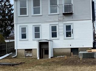 17 Intervale Ave, North Providence, RI 02911