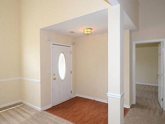 2nd image of 1604 Village Place Cir NE