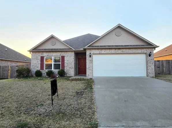 2105 Mary Alice Dr, Conway, AR 72032