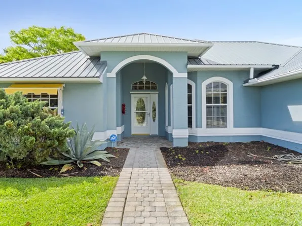 107 Larchmont Ter, Sebastian, FL 32958