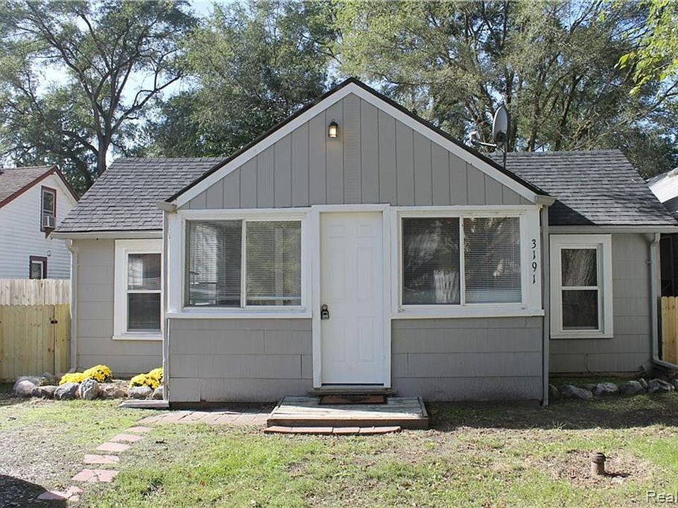 1st image of 3191 Fisher Ave