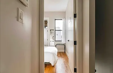 Rented by Rennit Inc.