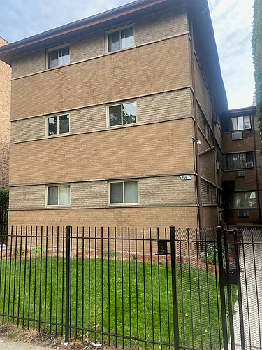 8141 S Ingleside Ave #1W Photo 1