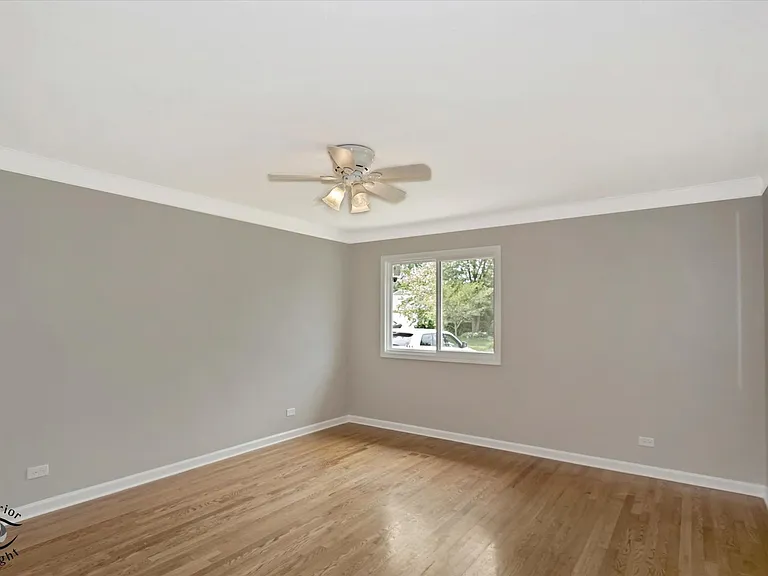30W150 Foxboro Ct — Photo 14
