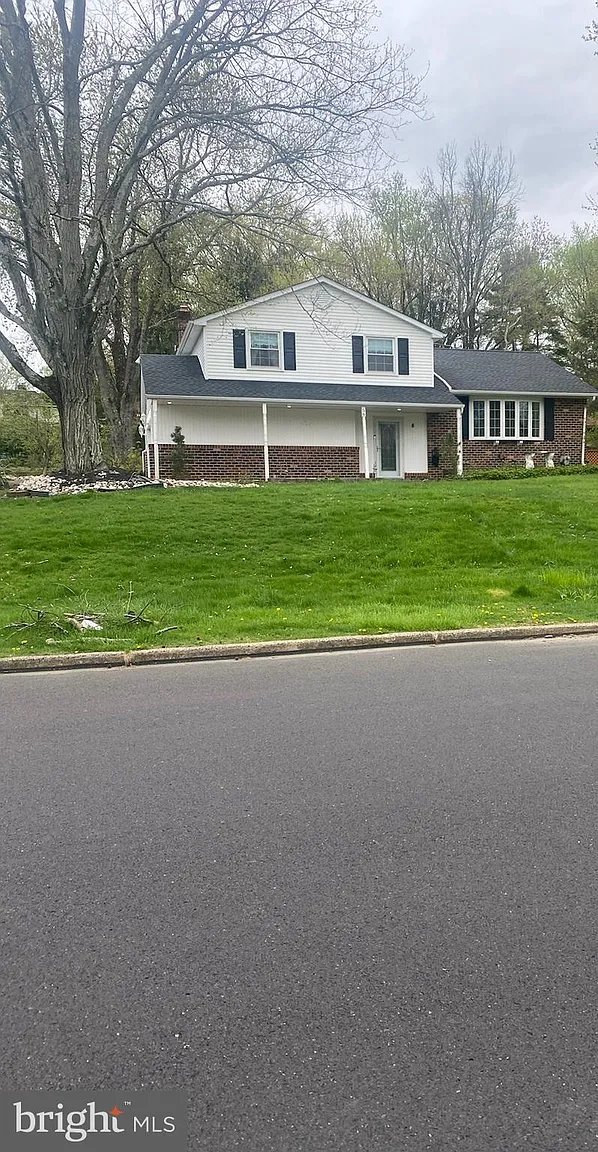 56 E Heron Rd photo 1