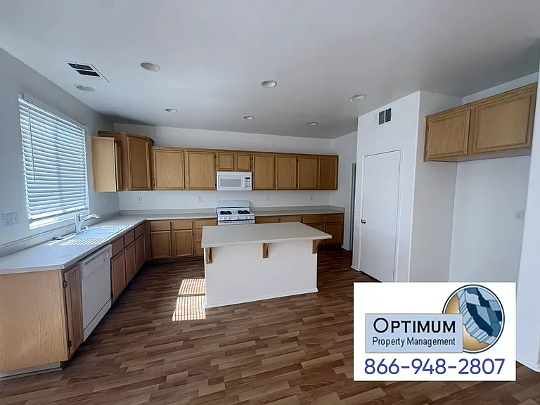 13185 Andrea Dr — Photo 11