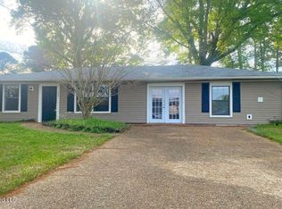102 Channel Ln, Madison, MS 39110