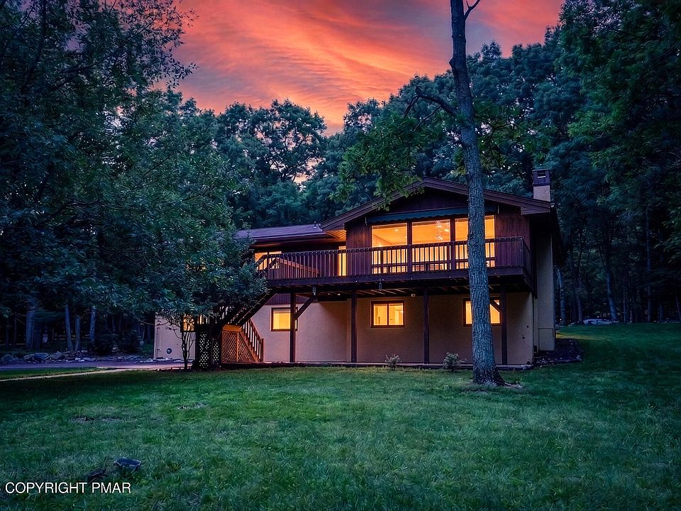 1st image of 223 Briarwood Dr