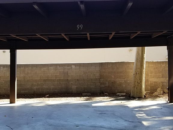 4th image of 320 W Walnut St APT 35