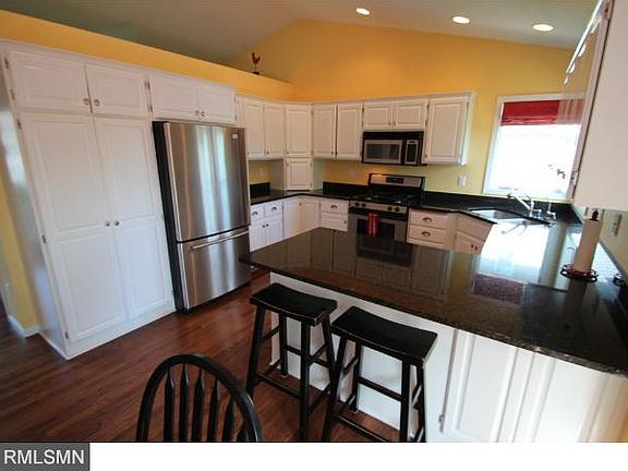 3rd image of 1449 Vixen Ln