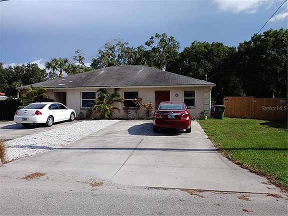 2nd image of 1122 Mecca Dr #A & B