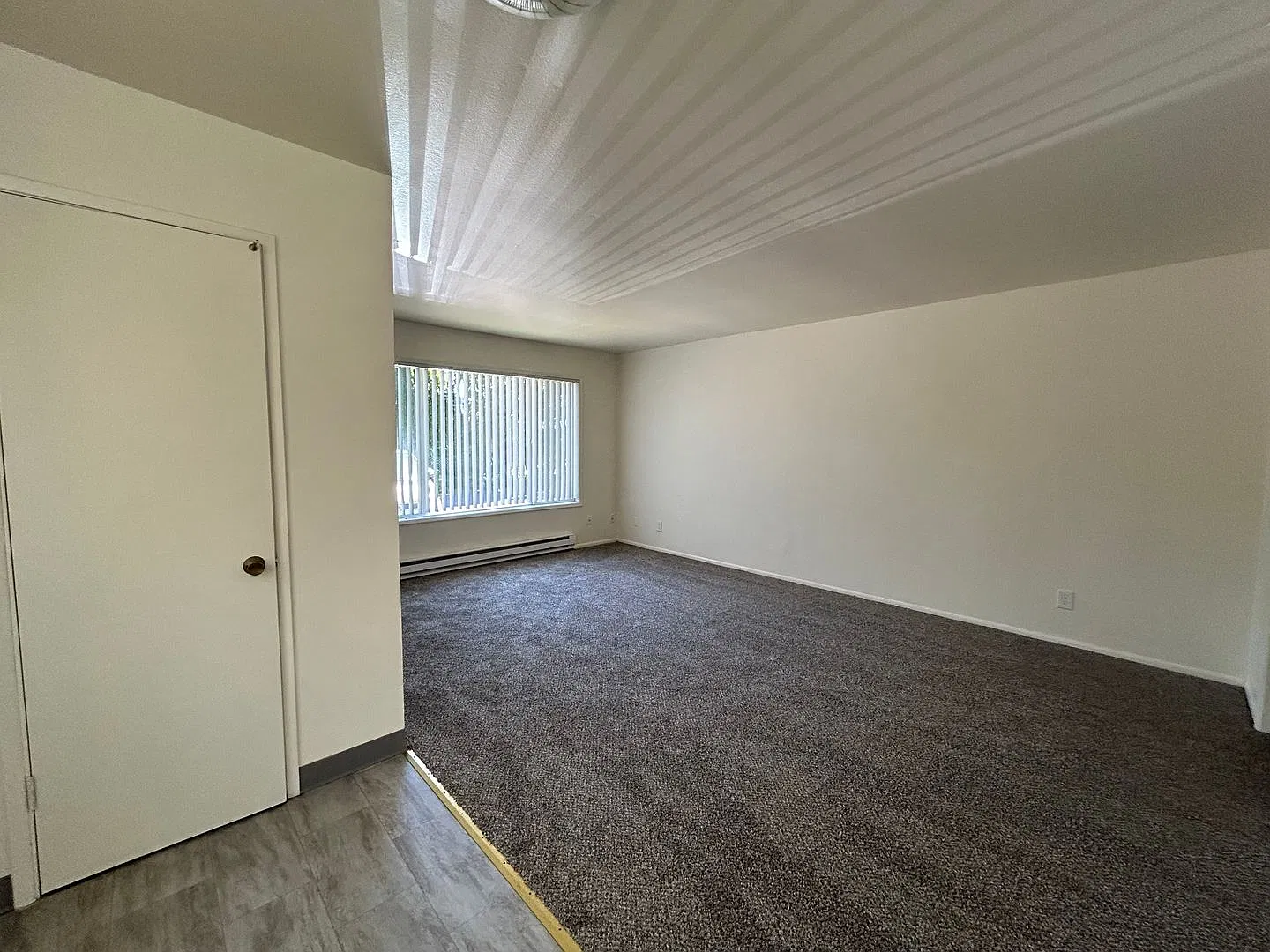 1413-1415 Home Ct — Photo 2