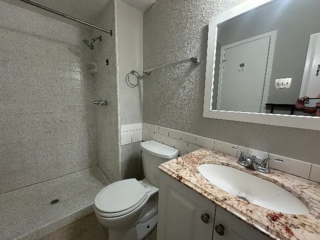 13854 Rolling Hills Ln — Photo 8