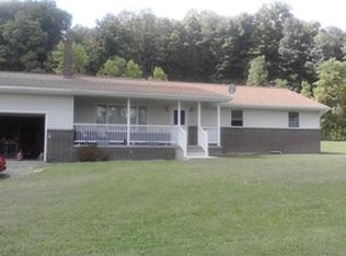 720 Brick Rd, Loretto, PA 15940