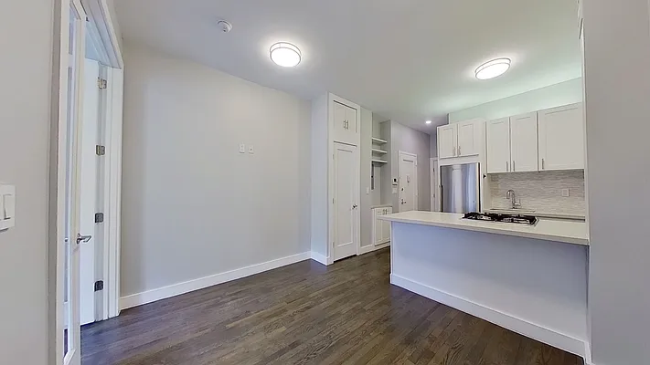 Rented by Compass | media 26