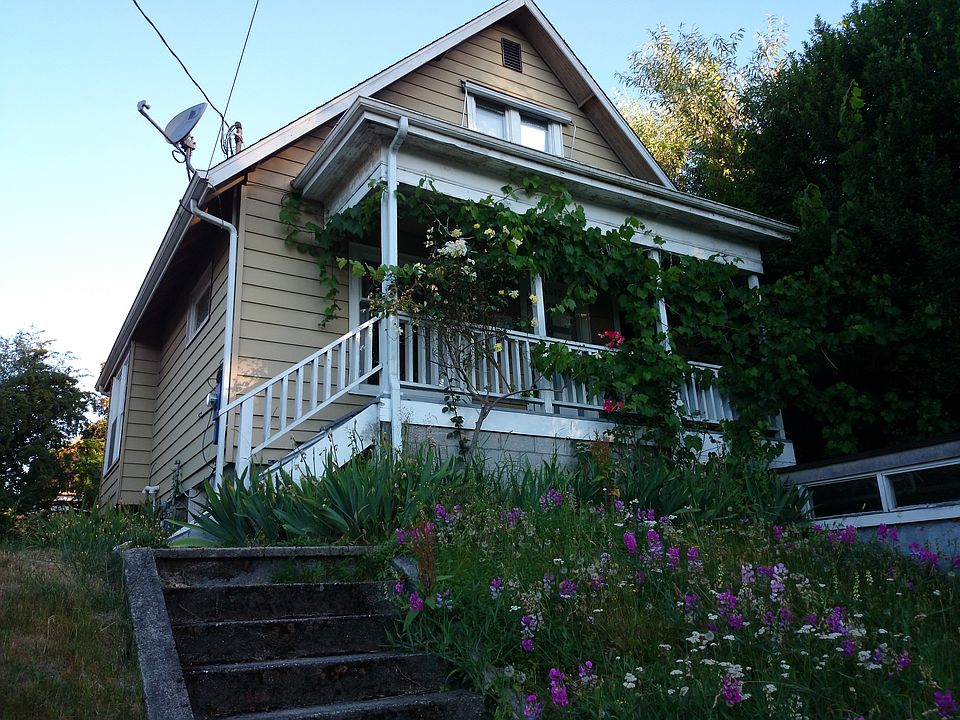 2nd image of 4617 Sunnyside Ave N