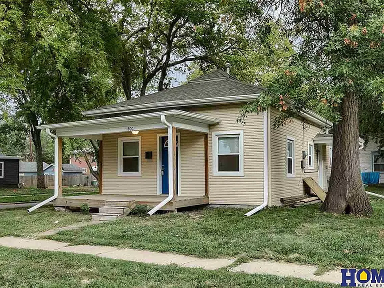 1500 Rose St — Photo 1
