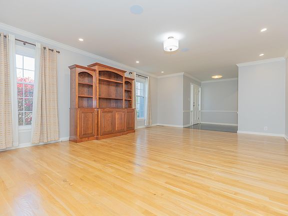 2nd image of 7127 Taylor Ave