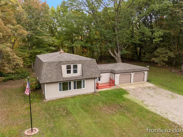 13285 Harris Rd, Chesaning, MI 48616