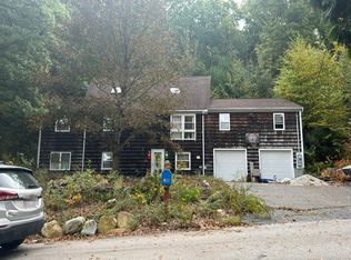 38 Dudley St, Woonsocket, RI 02895