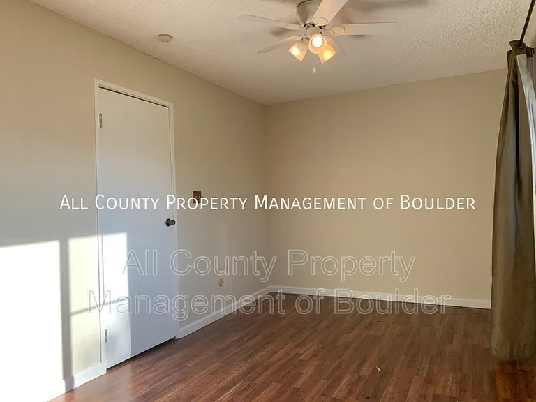 800 W Moorhead Cir #C — Photo 7