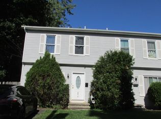 528 Chestnut Pl, Teaneck, NJ 07666