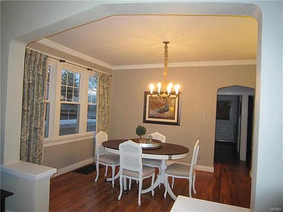 3rd image of 7825 Garden Ave