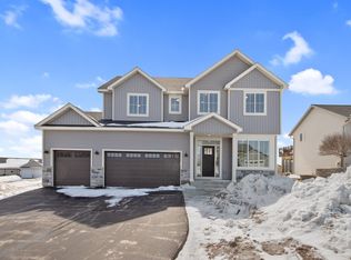 343 W Overlook Dr, Ellsworth, WI 54011