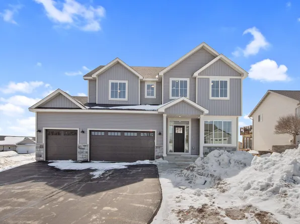 343 W Overlook Dr, Ellsworth, WI 54011