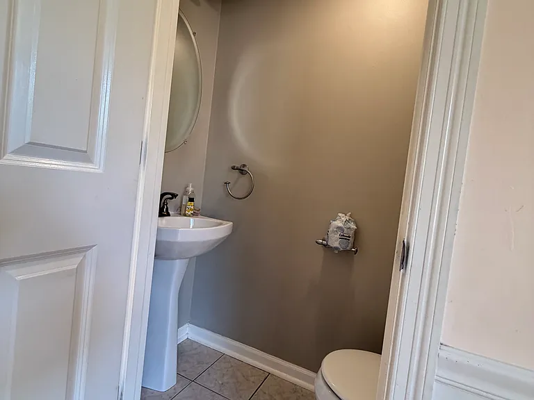 125 Goldenrod Dr #A — Photo 10