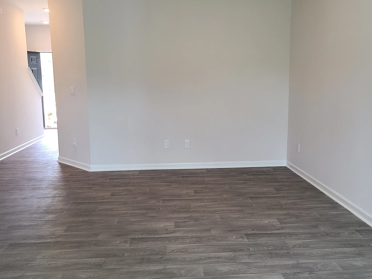 3 bed, 1416 sqft, $1,850 — Photo 3