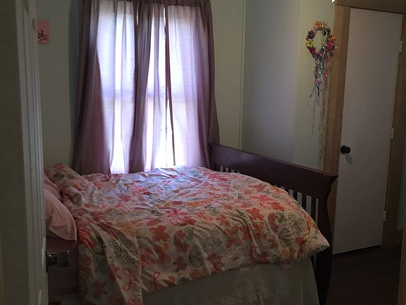 4th image of 610 W Gilmer St