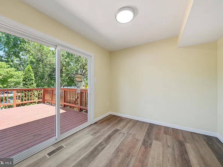 417 Sternwheeler Ct — Photo 18
