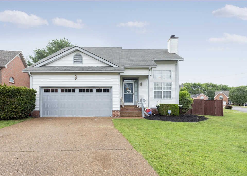 1st image of 144 S Birchwood Dr