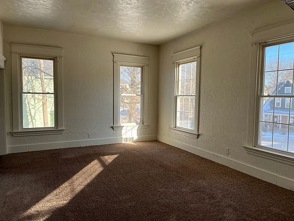 5th image of 1604 Arlington Ave #2