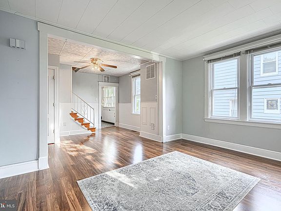 3rd image of 6113 Fair Oaks Ave