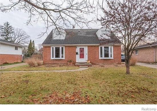 1st image of 700 Leona Dr