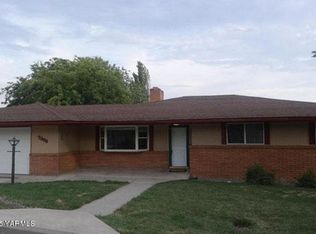 7008 Lindgren Dr, Yakima, WA 98908