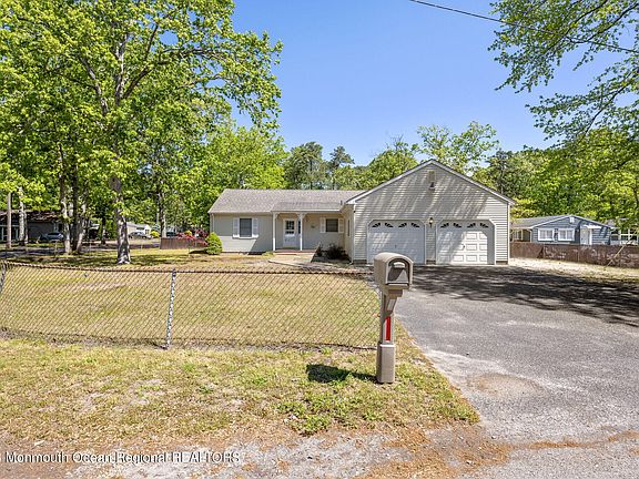 2nd image of 55 Holly Drive