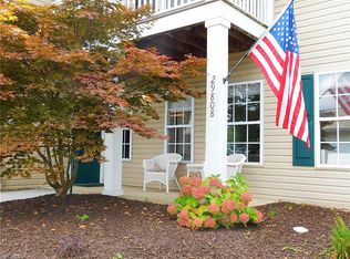 29808 Center Ridge (lenox Dr.) #314, Westlake, OH 44145